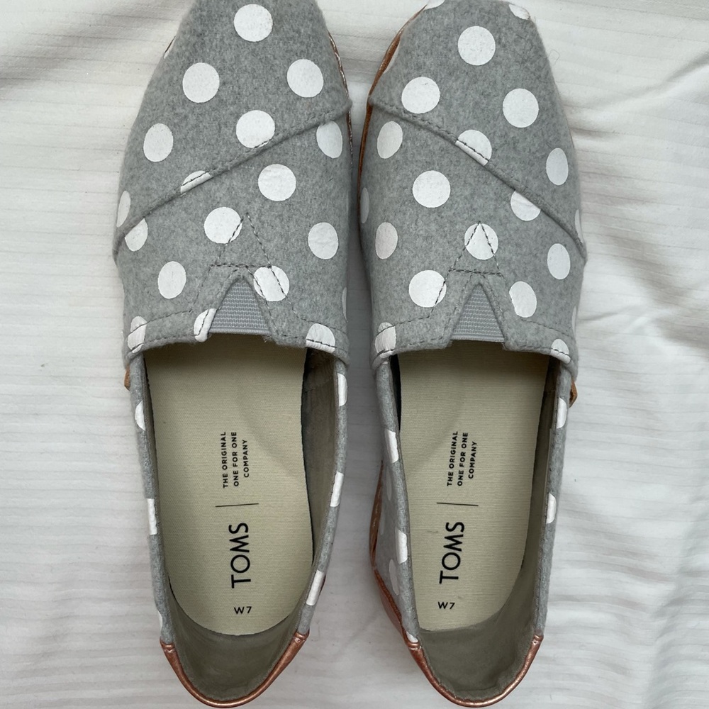Toms grey dot felt on leather alpargata